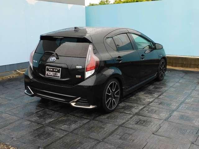 アクア Ｇ　Ｇ’ｓ　デジタルインナーミラー　ケンウッドナビ　エアコン　パワーステアリング　パワーウィンドウ　衝突安全ボディ　キーレスエントリー　アイドリングストップ（10枚目）