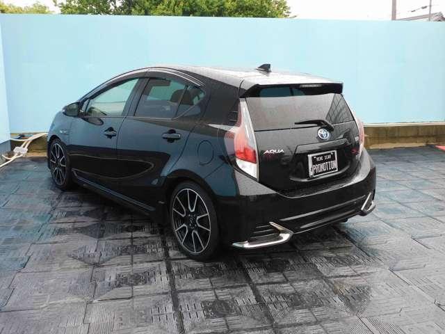 アクア Ｇ　Ｇ’ｓ　デジタルインナーミラー　ケンウッドナビ　エアコン　パワーステアリング　パワーウィンドウ　衝突安全ボディ　キーレスエントリー　アイドリングストップ（11枚目）