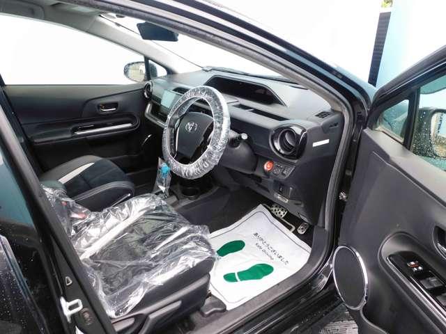 アクア Ｇ　Ｇ’ｓ　デジタルインナーミラー　ケンウッドナビ　エアコン　パワーステアリング　パワーウィンドウ　衝突安全ボディ　キーレスエントリー　アイドリングストップ（13枚目）