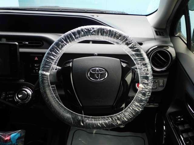 アクア Ｇ　Ｇ’ｓ　デジタルインナーミラー　ケンウッドナビ　エアコン　パワーステアリング　パワーウィンドウ　衝突安全ボディ　キーレスエントリー　アイドリングストップ（19枚目）