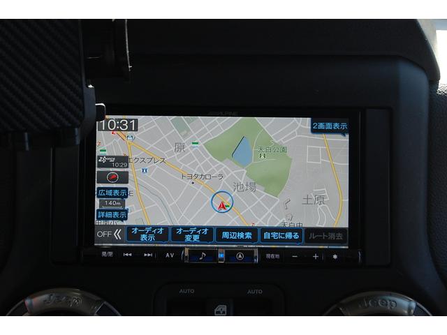 ジープ・ラングラーアンリミテッド アルティテュード　２０２４グリル　Ｆｕｅｌ２０インチブロンズカラーアルミ　３７インチマッドタイヤ　ＴＥＲＡＦＬＥＸリフトアップ　ＪＬタイプＬＥＤテール　黒革シート　前後カスタムバンパー　ＡＬＰＩＮＥナビ（38枚目）