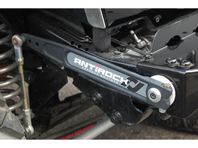 ジープ・ラングラー サハラ　４．５インチリフトアップ　ＴＥＲＡＦＬＥＸロングアーム　ハイステアＫｉｔ　ＧＥＮＲＩＧＨＴフェンダー　アンチロックスウェイバー　トレックトップ　３７インチタイヤ　１ナンバー登録　２ＤＩＮナビＴＶ（7枚目）