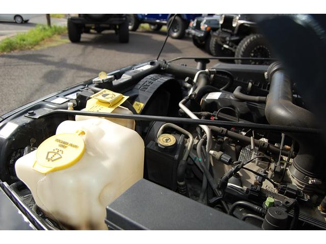 ジープ・ラングラー スポーツ 5速マニュアル!新作ホイールXJ08グロスマシーンド新品!タイヤX-MT5本新品!ソフトトップ リフトアップ ポケットスタイルフェンダーフレア クリアーウインカーレンズ新品!(63枚目)