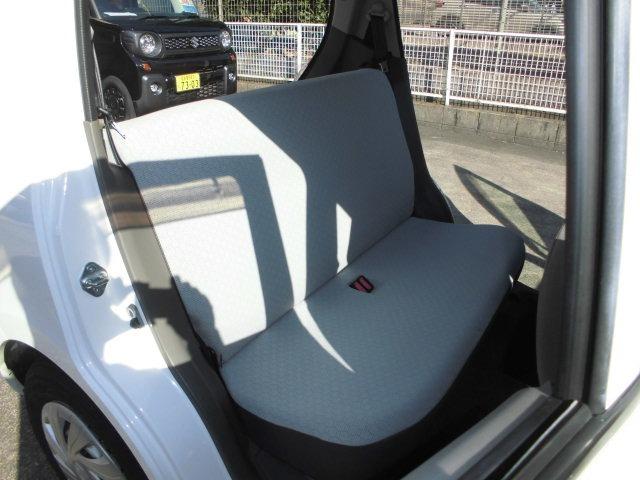 アルトエコ ＥＣＯ－Ｌ　走行距離無制限・１年保証付・キーレスエントリー・ＣＤプレーヤー・アイドリングストップ機能・盗難防止システム・ヘッドライトレベライザー（18枚目）