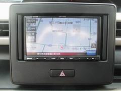 �����ɥ���ѥˡ��Ǥϡ�������ô�������ɼ��֤򸫶ˤ�����줷��֤����˸塢�����åդ�ǰ����˻�褷��Ź�Υ����å����ܤ򥯥ꥢ������ξ������ðǰ���᤭�ž夲Ÿ�����Ƥ��ޤ��� 3