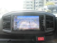 ɥѥˡǤϡôɼ֤򸫶ˤ줷֤˸塢åդǰ˻褷ŹΥåܤ򥯥ꥢξðǰ᤭ž夲ŸƤޤ 3