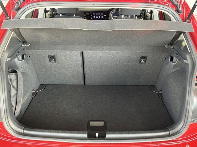 ポロ TSIアクティブ(6枚目)