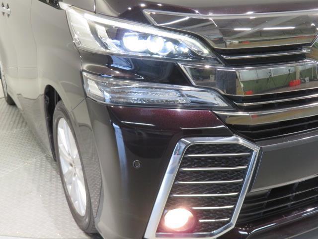 ヴェルファイア ２．５Ｚ　メモリーナビ　フルセグ　ＥＴＣ　ドラレコ　後席モニター　ＬＥＤヘッドランプ　両側電動スライド　乗車定員８人　３列シート　スマートキー　キーレス（8枚目）