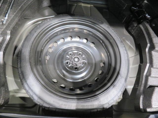 プリウス Ｓセーフティプラス　衝突被害軽減システム　メモリーナビ　フルセグ　バックカメラ　ＥＴＣ　ＣＤ　ＤＶＤ再生　オートクルーズコントロール　ＬＥＤヘッドランプ　スマートキー　キーレス　ハイブリッド　ワンオーナー（35枚目）