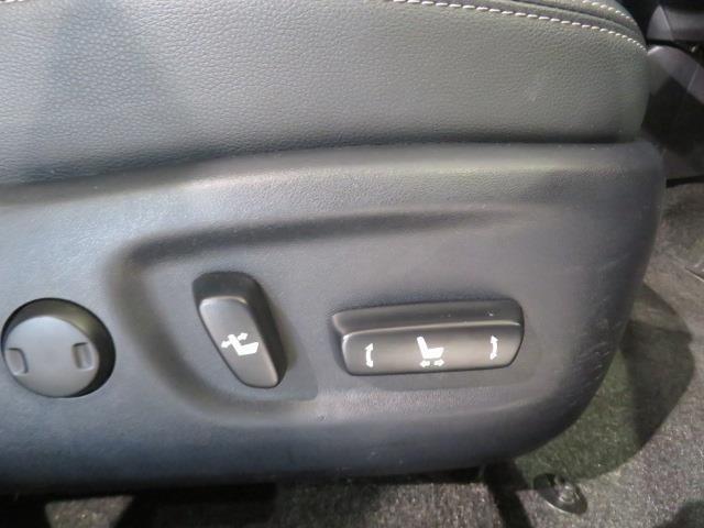 プリウス Ｇツーリングセレクション　メモリーナビ　フルセグ　バックカメラ　ＥＴＣ　ドラレコ　ＣＤ　ミュージックプレイヤー接続可　ＤＶＤ再生　電動シート　オートクルーズコントロール　ＬＥＤヘッドランプ　スマートキー　キーレス　ハイブリッド（28枚目）