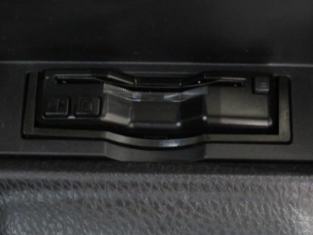 ノア Ｘ　衝突被害軽減システム　バックカメラ　ＥＴＣ　ドラレコ　オートクルーズコントロール　ＬＥＤヘッドランプ　両側電動スライド　乗車定員８人　３列シート　スマートキー　キーレス　アイドリングストップ（23枚目）