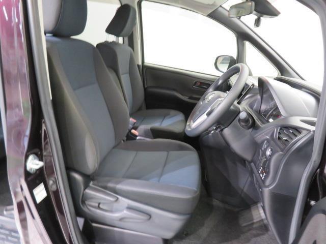 ノア Ｘ　衝突被害軽減システム　バックカメラ　ＥＴＣ　ドラレコ　オートクルーズコントロール　ＬＥＤヘッドランプ　両側電動スライド　乗車定員８人　３列シート　スマートキー　キーレス　アイドリングストップ（26枚目）