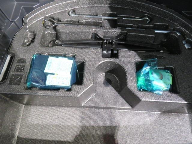 ハリアーハイブリッド Z レザーパッケージ 衝突被害軽減システム メモリーナビ フルセグ バックカメラ ETC ドラレコ ミュージックプレイヤー接続可 革シート 電動シート オートクルーズコントロール LEDヘッドランプ スマートキー キーレス(30枚目)