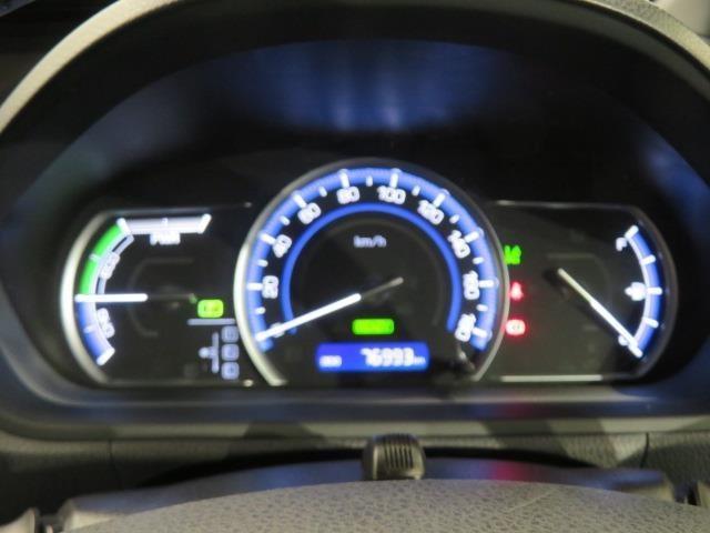 ヴォクシー ハイブリッドZS 衝突被害軽減システム メモリーナビ フルセグ バックカメラ ETC ドラレコ CD ミュージックプレイヤー接続可 DVD再生 後席モニター LEDヘッドランプ 両側電動スライド 乗車定員7人 キーレス(10枚目)