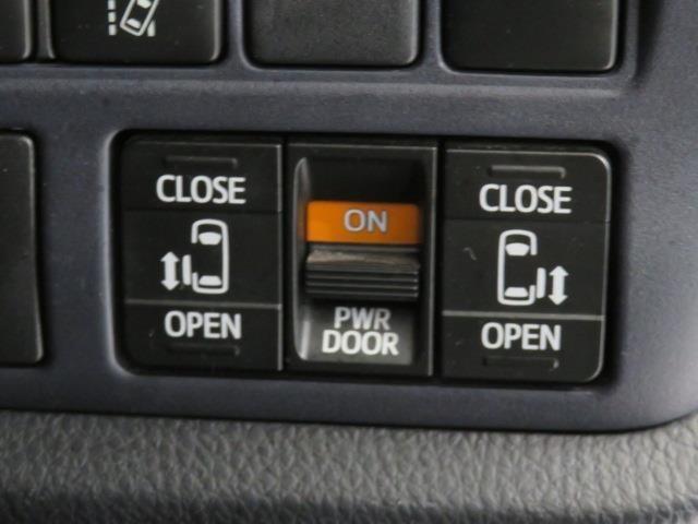 ヴォクシー ハイブリッドZS 衝突被害軽減システム メモリーナビ フルセグ バックカメラ ETC ドラレコ CD ミュージックプレイヤー接続可 DVD再生 後席モニター LEDヘッドランプ 両側電動スライド 乗車定員7人 キーレス(18枚目)