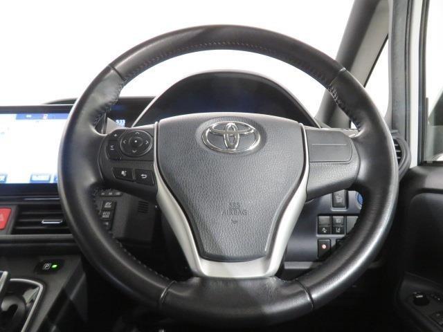 ヴォクシー ハイブリッドZS 衝突被害軽減システム メモリーナビ フルセグ バックカメラ ETC ドラレコ CD ミュージックプレイヤー接続可 DVD再生 後席モニター LEDヘッドランプ 両側電動スライド 乗車定員7人 キーレス(24枚目)