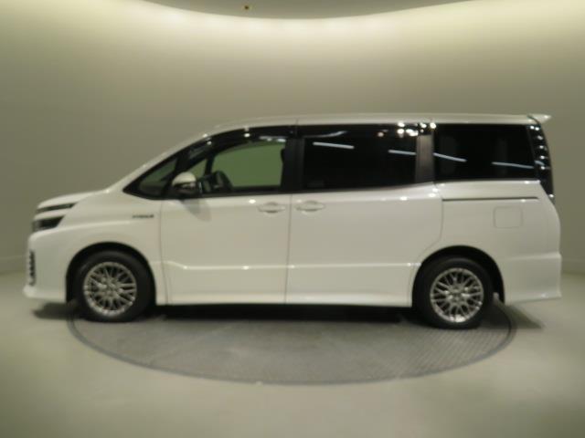 ヴォクシー ハイブリッドZS 衝突被害軽減システム メモリーナビ フルセグ バックカメラ ETC ドラレコ CD ミュージックプレイヤー接続可 DVD再生 後席モニター LEDヘッドランプ 両側電動スライド 乗車定員7人 キーレス(36枚目)