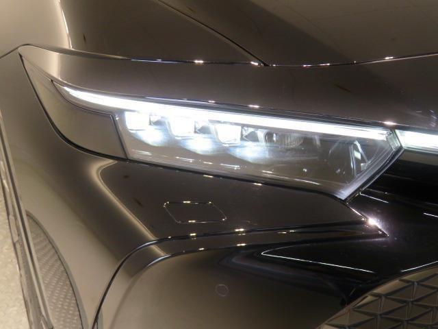 クラウンクロスオーバー Ｇアドバンスド・レザーパッケージ　衝突被害軽減システム　フルセグ　バックカメラ　ＥＴＣ　ミュージックプレイヤー接続可　革シート　電動シート　オートクルーズコントロール　ＬＥＤヘッドランプ　スマートキー　キーレス　４ＷＤ　ハイブリッド（37枚目）