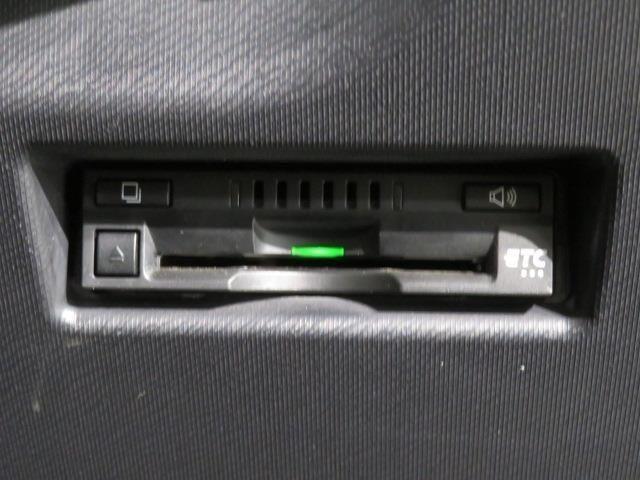 ＥＴＣがあれば高速道路などの料金所をスイスイと通過！スマートインターチェンジからも、高速道路へ乗り降りができ、必需品です。