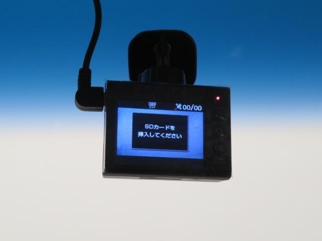 タント カスタムＲＳ　トップエディションＳＡ　衝突被害軽減システム　メモリーナビ　フルセグ　バックカメラ　ＥＴＣ　ドラレコ　ＣＤ　ミュージックプレイヤー接続可　ＤＶＤ再生　ＬＥＤヘッドランプ　両側電動スライド　ベンチシート　スマートキー　キーレス（25枚目）