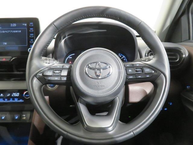 ヤリスクロス ハイブリッドＺ　衝突被害軽減システム　バックカメラ　ＥＴＣ　ドラレコ　ミュージックプレイヤー接続可　電動シート　オートクルーズコントロール　ＬＥＤヘッドランプ　スマートキー　キーレス　ハイブリッド　ワンオーナー（18枚目）