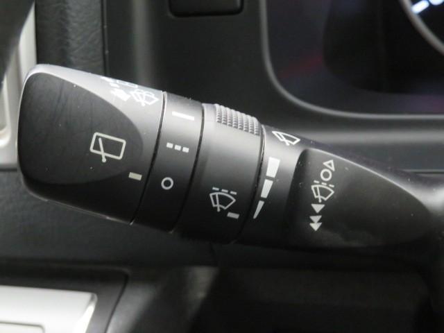 レジアスエースバン ロングスーパーＧＬ　メモリーナビ　ワンセグ　バックカメラ　ＥＴＣ　ＣＤ　ミュージックプレイヤー接続可　スマートキー　キーレス　ワンオーナー（16枚目）