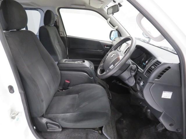 レジアスエースバン ロングスーパーＧＬ　メモリーナビ　ワンセグ　バックカメラ　ＥＴＣ　ＣＤ　ミュージックプレイヤー接続可　スマートキー　キーレス　ワンオーナー（23枚目）