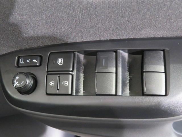 ヤリス Ｇ　衝突被害軽減システム　メモリーナビ　フルセグ　バックカメラ　ＥＴＣ　ドラレコ　ミュージックプレイヤー接続可　オートクルーズコントロール　ＬＥＤヘッドランプ　スマートキー　キーレス　ワンオーナー（12枚目）