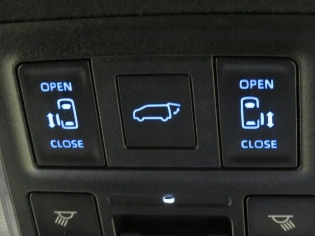 ノア ハイブリッドＳ－Ｚ　衝突被害軽減システム　メモリーナビ　フルセグ　バックカメラ　ＥＴＣ　ドラレコ　ＣＤ　ミュージックプレイヤー接続可　ＤＶＤ再生　後席モニター　オートクルーズコントロール　ＬＥＤヘッドランプ　乗車定員７人（26枚目）