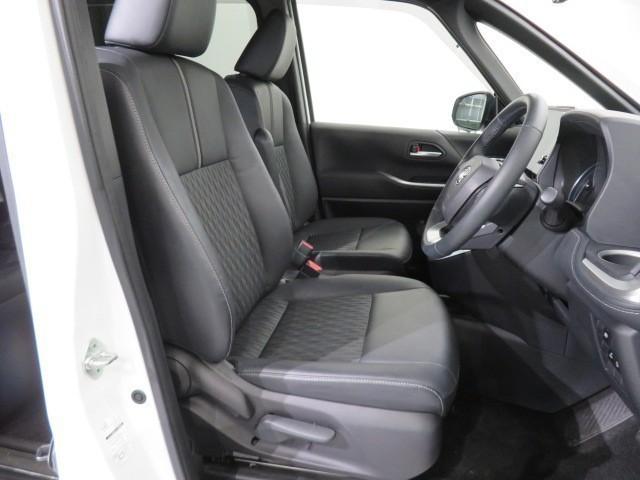 ノア ハイブリッドＳ－Ｚ　衝突被害軽減システム　メモリーナビ　フルセグ　バックカメラ　ＥＴＣ　ドラレコ　ＣＤ　ミュージックプレイヤー接続可　ＤＶＤ再生　後席モニター　オートクルーズコントロール　ＬＥＤヘッドランプ　乗車定員７人（29枚目）