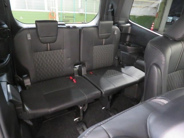 ノア ハイブリッドＳ－Ｚ　衝突被害軽減システム　メモリーナビ　フルセグ　バックカメラ　ＥＴＣ　ドラレコ　ＣＤ　ミュージックプレイヤー接続可　ＤＶＤ再生　後席モニター　オートクルーズコントロール　ＬＥＤヘッドランプ　乗車定員７人（31枚目）