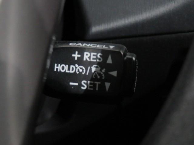 プリウスアルファ Ｓ　衝突被害軽減システム　メモリーナビ　フルセグ　バックカメラ　ＥＴＣ　ＣＤ　ミュージックプレイヤー接続可　ＤＶＤ再生　オートクルーズコントロール　ＬＥＤヘッドランプ　スマートキー　キーレス　ハイブリッド（19枚目）