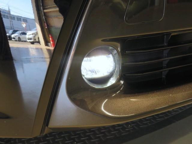 プリウスアルファ Ｓ　衝突被害軽減システム　メモリーナビ　フルセグ　バックカメラ　ＥＴＣ　ＣＤ　ミュージックプレイヤー接続可　ＤＶＤ再生　オートクルーズコントロール　ＬＥＤヘッドランプ　スマートキー　キーレス　ハイブリッド（37枚目）