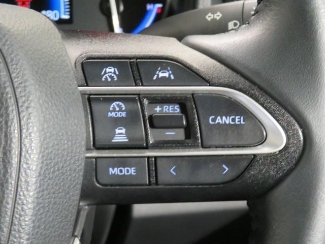 ヴォクシー ハイブリッドＳ－Ｚ　衝突被害軽減システム　メモリーナビ　バックカメラ　ＥＴＣ　ミュージックプレイヤー接続可　オートクルーズコントロール　ＬＥＤヘッドランプ　両側電動スライド　乗車定員７人　３列シート　スマートキー（18枚目）