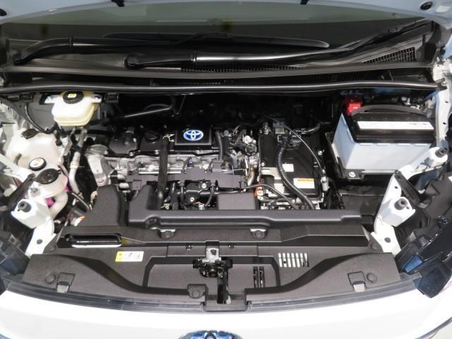 ヴォクシー ハイブリッドＳ－Ｚ　衝突被害軽減システム　メモリーナビ　バックカメラ　ＥＴＣ　ミュージックプレイヤー接続可　オートクルーズコントロール　ＬＥＤヘッドランプ　両側電動スライド　乗車定員７人　３列シート　スマートキー（40枚目）