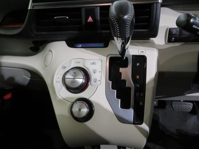 シエンタ Ｇ　衝突被害軽減システム　メモリーナビ　フルセグ　バックカメラ　ＥＴＣ　ドラレコ　ＣＤ　ミュージックプレイヤー接続可　ＤＶＤ再生　両側電動スライド　乗車定員７人　３列シート　スマートキー　キーレス（13枚目）