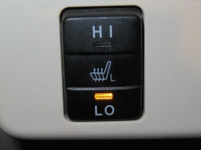 シエンタ Ｇ　衝突被害軽減システム　メモリーナビ　フルセグ　バックカメラ　ＥＴＣ　ドラレコ　ＣＤ　ミュージックプレイヤー接続可　ＤＶＤ再生　両側電動スライド　乗車定員７人　３列シート　スマートキー　キーレス（14枚目）