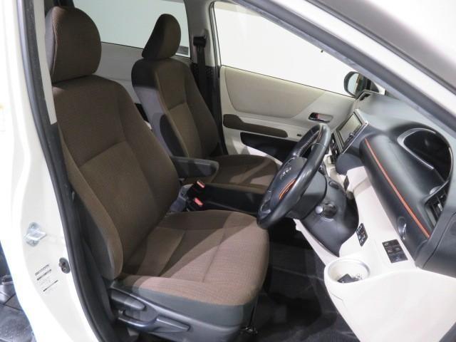 シエンタ Ｇ　衝突被害軽減システム　メモリーナビ　フルセグ　バックカメラ　ＥＴＣ　ドラレコ　ＣＤ　ミュージックプレイヤー接続可　ＤＶＤ再生　両側電動スライド　乗車定員７人　３列シート　スマートキー　キーレス（26枚目）