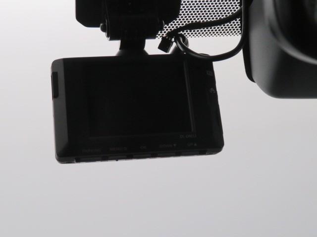 RAV4 アドベンチャー オフロードパッケージ 衝突被害軽減システム メモリーナビ フルセグ ETC ドラレコ CD ミュージックプレイヤー接続可 DVD再生 電動シート オートクルーズコントロール LEDヘッドランプ スマートキー キーレス(13枚目)