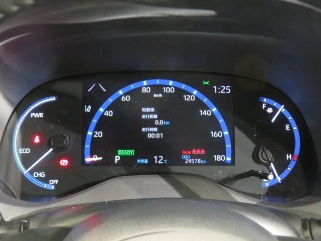 ヤリスクロス ハイブリッドＺ　衝突被害軽減システム　メモリーナビ　バックカメラ　ＥＴＣ　ミュージックプレイヤー接続可　電動シート　オートクルーズコントロール　ＬＥＤヘッドランプ　スマートキー　キーレス　ハイブリッド　ワンオーナー（16枚目）