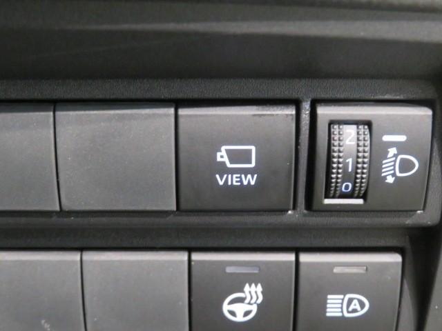 ヤリスクロス ハイブリッドＺ　衝突被害軽減システム　メモリーナビ　バックカメラ　ＥＴＣ　ミュージックプレイヤー接続可　電動シート　オートクルーズコントロール　ＬＥＤヘッドランプ　スマートキー　キーレス　ハイブリッド　ワンオーナー（20枚目）