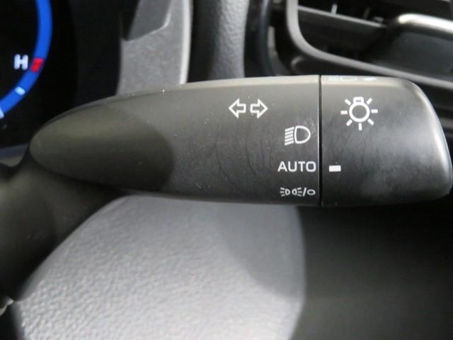 ヤリスクロス ハイブリッドＺ　衝突被害軽減システム　メモリーナビ　バックカメラ　ＥＴＣ　ミュージックプレイヤー接続可　電動シート　オートクルーズコントロール　ＬＥＤヘッドランプ　スマートキー　キーレス　ハイブリッド　ワンオーナー（24枚目）