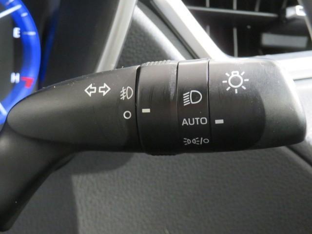 カローラクロス ハイブリッド　Ｚ　衝突被害軽減システム　メモリーナビ　バックカメラ　ＥＴＣ　ドラレコ　ＣＤ　ミュージックプレイヤー接続可　ＤＶＤ再生　電動シート　ハーフレザー　オートクルーズコントロール　ＬＥＤヘッドランプ　キーレス（22枚目）