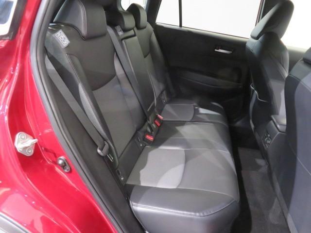 カローラクロス ハイブリッド　Ｚ　衝突被害軽減システム　メモリーナビ　バックカメラ　ＥＴＣ　ドラレコ　ＣＤ　ミュージックプレイヤー接続可　ＤＶＤ再生　電動シート　ハーフレザー　オートクルーズコントロール　ＬＥＤヘッドランプ　キーレス（30枚目）