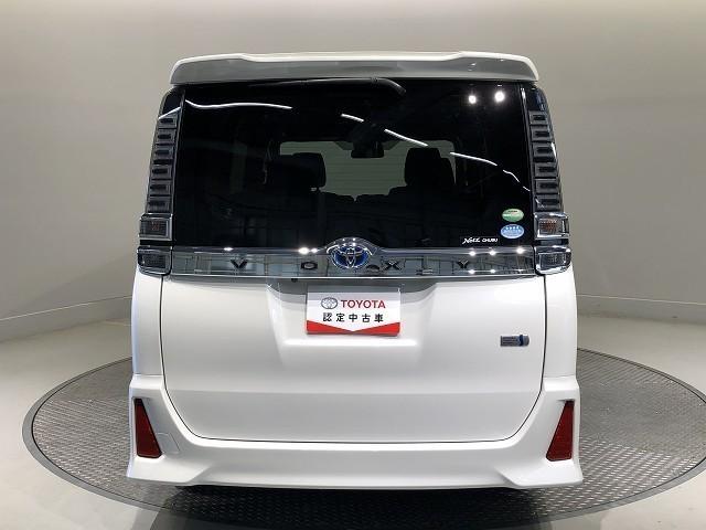 �u�o�b�N�t�H�����v�ł��B�g�����N�E���Q�b�W�X�y�[�X�ɂ́A�����̉ו������邱�Ƃ��\�ł��B