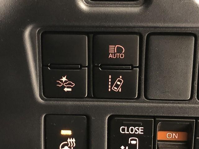 エスクァイア ハイブリッドGiプレミアムパッケジブラックテーラード 衝突被害軽減システム メモリーナビ フルセグ ETC ドラレコ CD ミュージックプレイヤー接続可 DVD再生 後席モニター オートクルーズコントロール LEDヘッドランプ 両側電動スライド キーレス(19枚目)