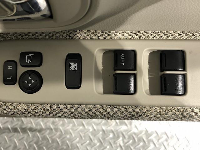 アルトラパン Ｓ　衝突被害軽減システム　メモリーナビ　バックカメラ　ＥＴＣ　ドラレコ　ＣＤ　ミュージックプレイヤー接続可　ＤＶＤ再生　ＨＩＤヘッドライト　ベンチシート　スマートキー　キーレス　アイドリングストップ（26枚目）