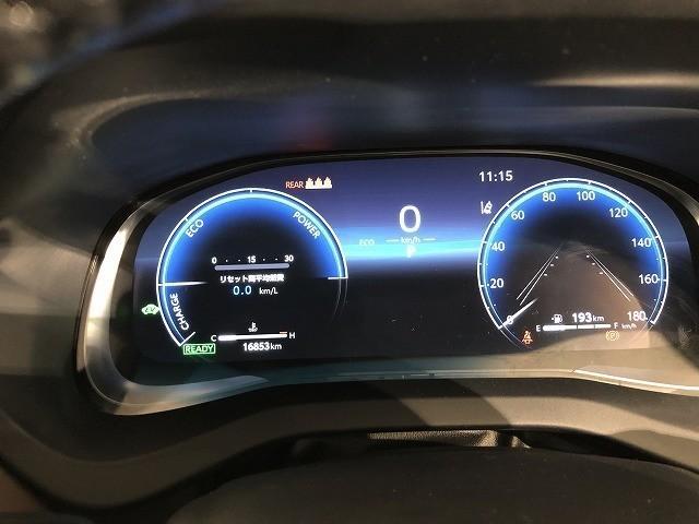 ハリアーハイブリッド Ｚ　レザーパッケージ　衝突被害軽減システム　メモリーナビ　フルセグ　バックカメラ　ＥＴＣ　ミュージックプレイヤー接続可　革シート　電動シート　オートクルーズコントロール　ＬＥＤヘッドランプ　スマートキー　キーレス（16枚目）