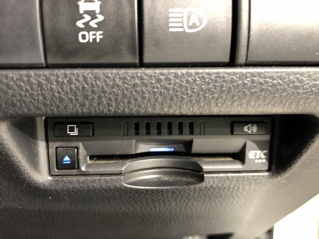 ハリアーハイブリッド Ｇ　レザーパッケージ　衝突被害軽減システム　メモリーナビ　フルセグ　バックカメラ　ＥＴＣ　ミュージックプレイヤー接続可　革シート　電動シート　オートクルーズコントロール　ＬＥＤヘッドランプ　スマートキー　キーレス（23枚目）