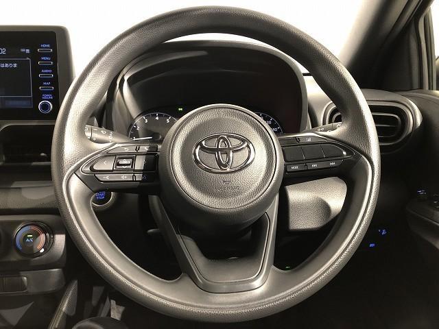 ヤリス Ｘ　衝突被害軽減システム　バックカメラ　ＥＴＣ　ドラレコ　ミュージックプレイヤー接続可　スマートキー　キーレス　ワンオーナー（10枚目）